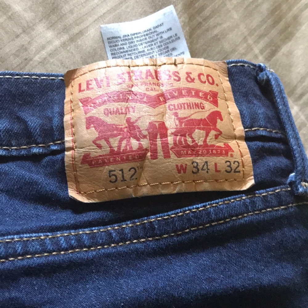Men’s Levi jeans